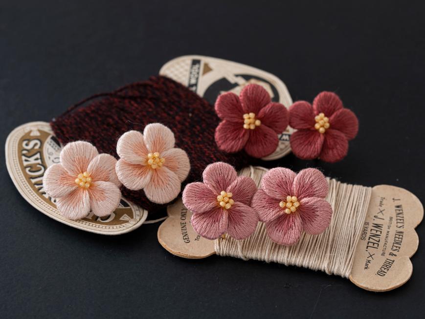 フェルト刺繍で作る花のアクセサリーpart1 Crafting 手づくりをしたい あなたの思いをかなえるハンドメイドレッスン