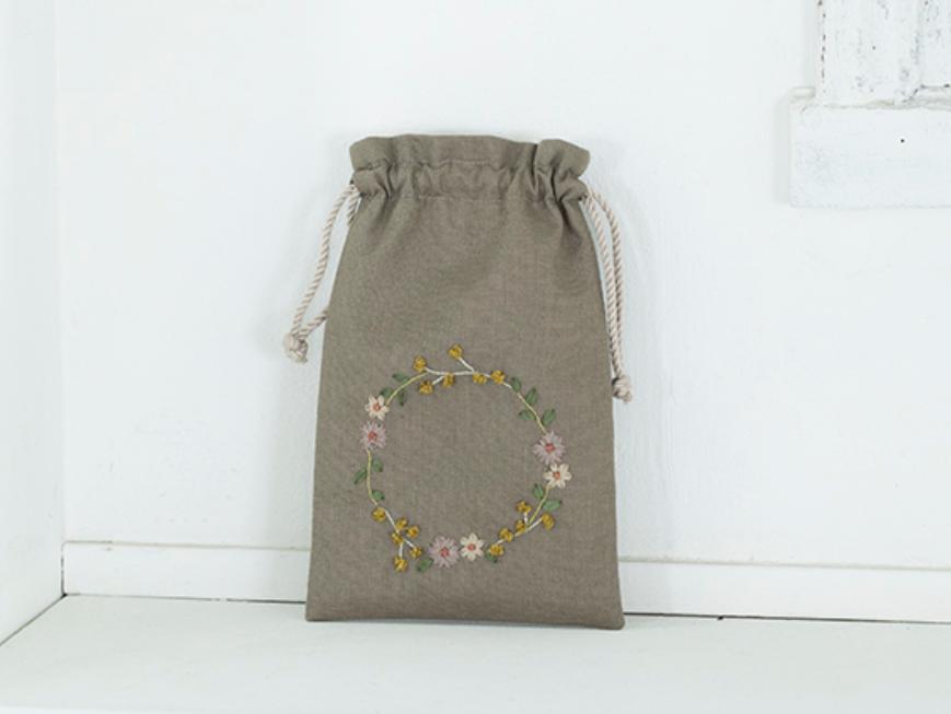 Poritorieさんのリボン刺繍 Crafting